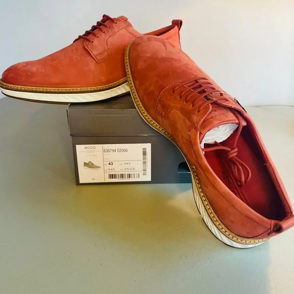 ECCO Men’s size 9-9.5 Cayenne New with tags shoes Men main image 2